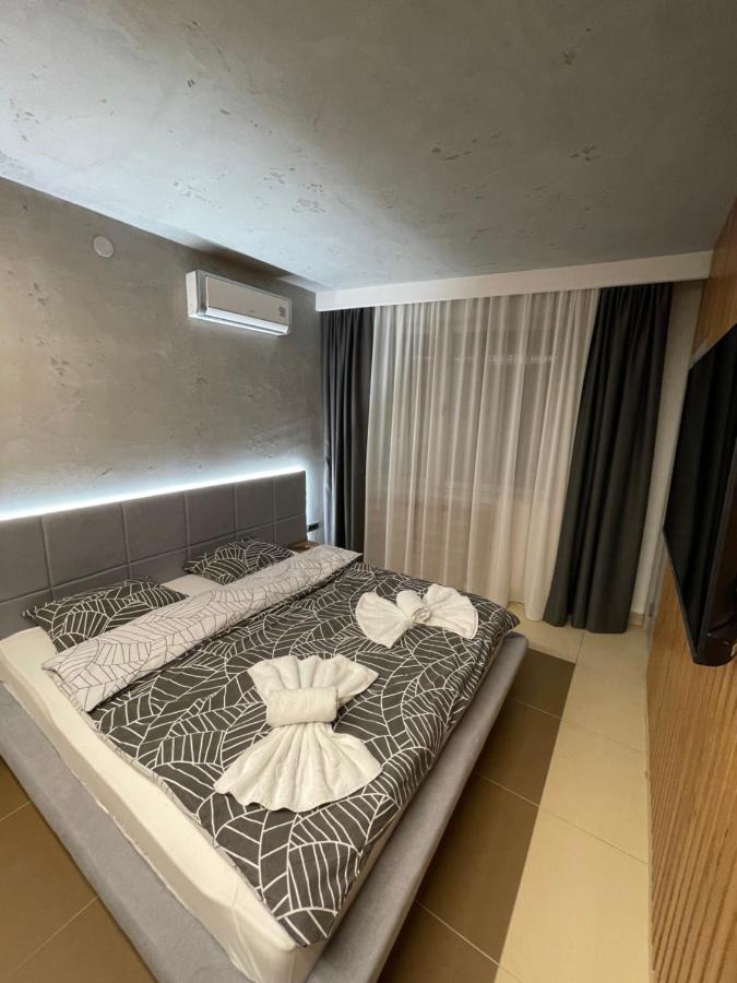 Leo Lux 1 Leilighet Ni Eksteriør bilde